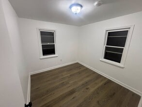 27 Fenderson St in Caribou, ME - Building Photo - Building Photo