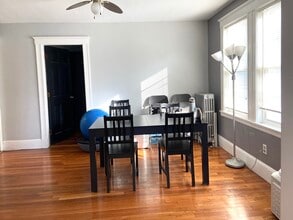 26 Harrison St in Quincy, MA - Building Photo - Building Photo