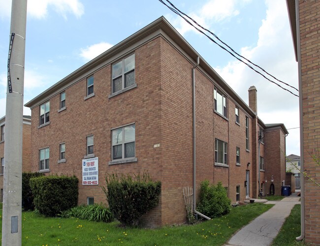 1157 O'connor Dr in Toronto, ON - Building Photo - Primary Photo