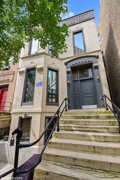 1948 N. Lincoln Ave. in Chicago, IL - Foto de edificio