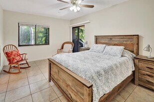 12621 Westhampton Cir in Wellington, FL - Building Photo