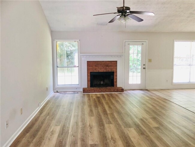965 Avalon Dr in Lawrenceville, GA - Building Photo - Building Photo