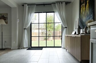 5624 Victory Gallop Dr in Austin, TX - Building Photo - Building Photo