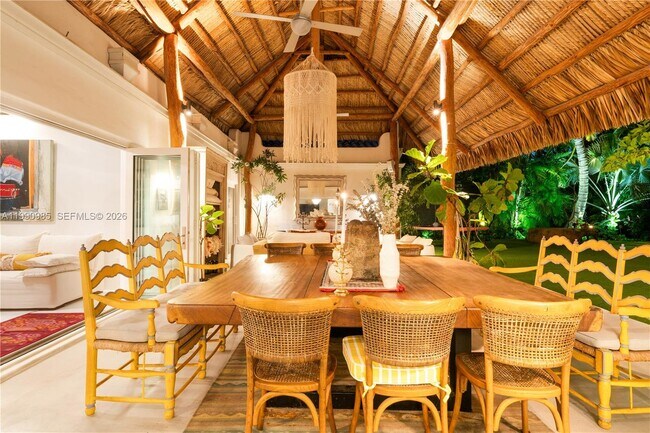 330 Gulf Rd in Key Biscayne, FL - Building Photo - Building Photo