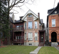 153 Dunn Ave in Toronto, ON - Building Photo - Primary Photo