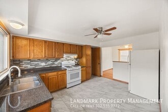 8206 McVicker Ave in Burbank, IL - Building Photo - Building Photo