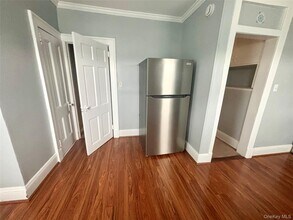 92 Wavecrest St in Valley Stream, NY - Building Photo - Building Photo
