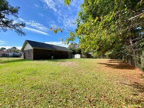 271 Sheila Dr in Hinesville, GA - Building Photo - Building Photo