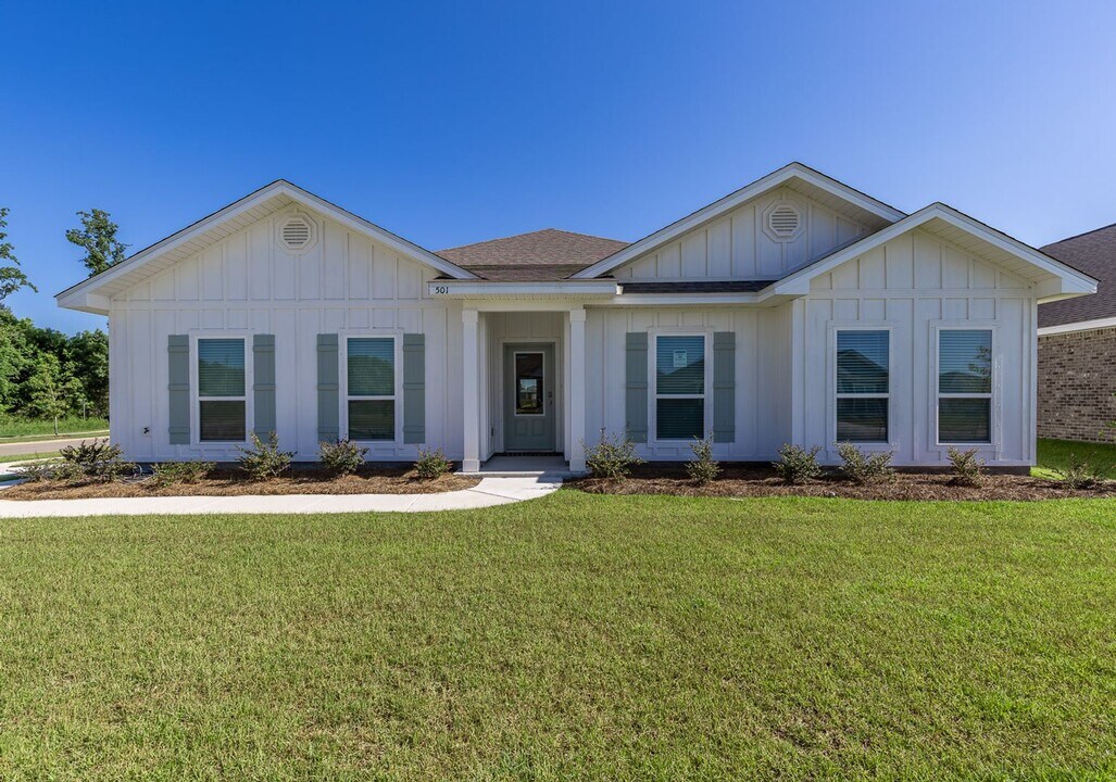 501 Huller Ave in Fairhope, AL - Building Photo