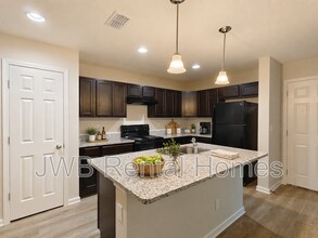 8006 Dandy Ave in Jacksonville, FL - Building Photo - Building Photo