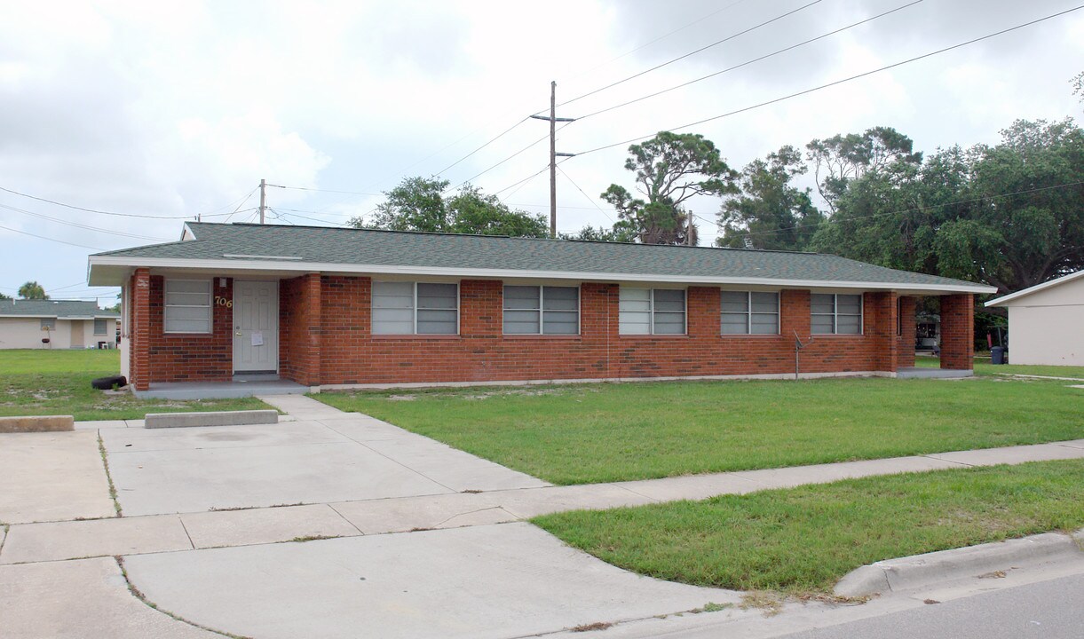 706-708 Blake Ave in Cocoa, FL - Foto de edificio