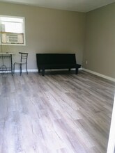 700 County Rd 40 W in McCaskill, AR - Foto de edificio - Building Photo