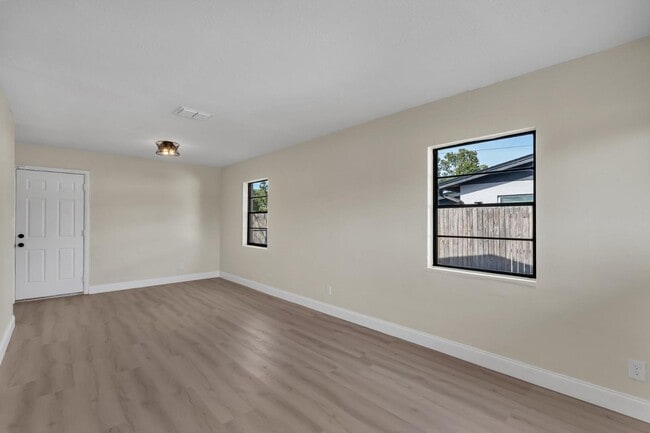 7514 Mandarin Dr in Orlando, FL - Building Photo - Building Photo