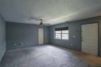 94 Windtree Ln in Winter Garden, FL - Building Photo - Building Photo