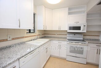 1836 N Crystal Lake Dr in Lakeland, FL - Building Photo - Building Photo