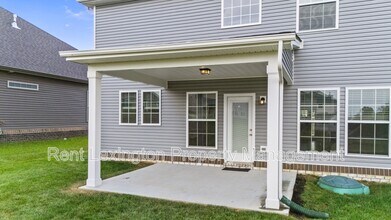 220 Little Leaf Dr in Nicholasville, KY - Foto de edificio - Building Photo