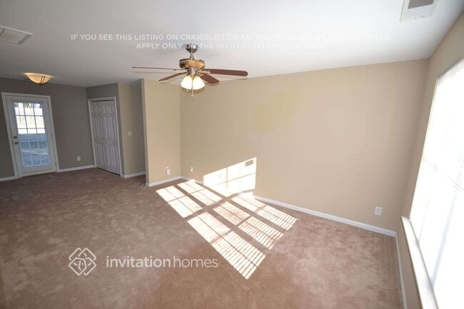 4726 Eastwycke Pl Dr in Charlotte, NC - Foto de edificio - Building Photo