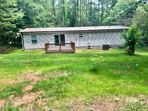 2642 Forbes Rd in Gastonia, NC - Building Photo - Building Photo