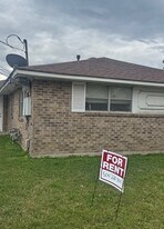8832 Dinkins St in New Orleans, LA - Building Photo