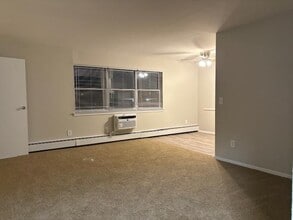 1 Dahnert Park Ln in Garfield, NJ - Building Photo - Building Photo