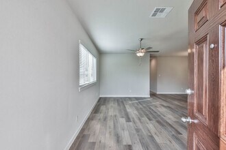 25129 Pacific Wren Dr in Magnolia, TX - Building Photo - Building Photo