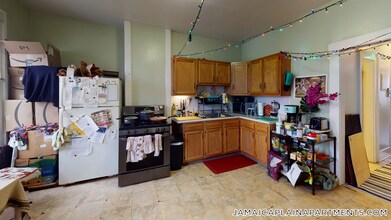 36 Mozart St, Unit 2 in Boston, MA - Building Photo - Building Photo