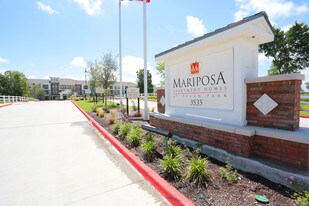 Mariposa Apartment Homes at Pecan Park