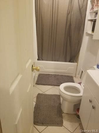 24 Franklindale Ave in Wappingers Falls, NY - Foto de edificio - Building Photo