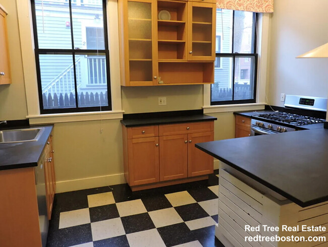 property at 31 Athens St