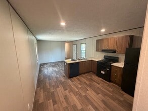 6585 TN-13 in Waverly, TN - Building Photo - Building Photo