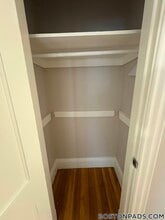 30 Harwood St, Unit 8 in Lynn, MA - Foto de edificio - Building Photo