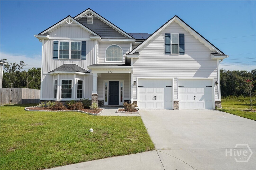 272 Sawmill Rd in Hinesville, GA - Building Photo