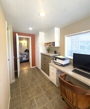 800 Lincoln Ave in Templeton, CA - Foto de edificio - Building Photo