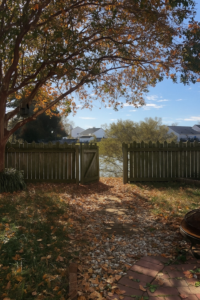 713 Goodard Dr in Virginia Beach, VA - Building Photo - Building Photo