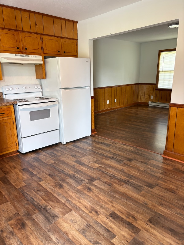 337 S Fieldcrest Rd in Eden, NC - Building Photo - Building Photo