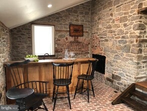 857 River Rd in Morrisville, PA - Building Photo - Building Photo