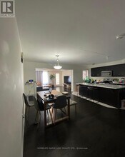 203 Lemieux Ct in Milton, ON - Building Photo - Building Photo