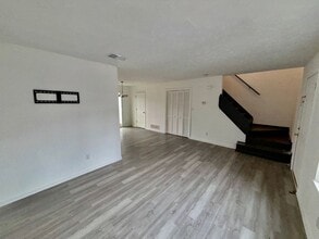 2082 Lenoa Ln in Austell, GA - Building Photo - Building Photo