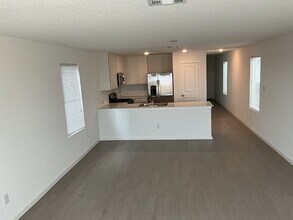 11810 Spiderwort Rdg in Converse, TX - Building Photo - Building Photo