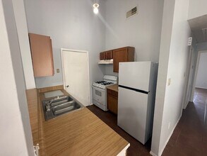 10032 Sharpton Dr in Houston, TX - Building Photo - Building Photo