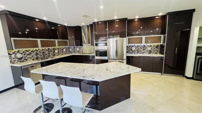 property at 1094 Redwood St