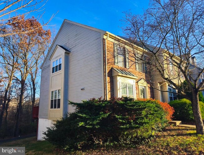 property at 14560 Woodgate Manor Cir