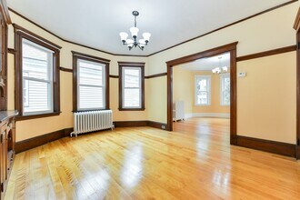 652 South St in Boston, MA - Building Photo - Building Photo