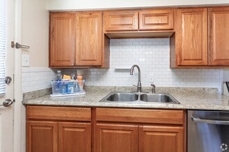 Townhomes at Two Creeks in Lakewood, CO - Foto de edificio - Building Photo