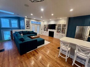 3700 N Hermitage Ave in Chicago, IL - Building Photo - Building Photo