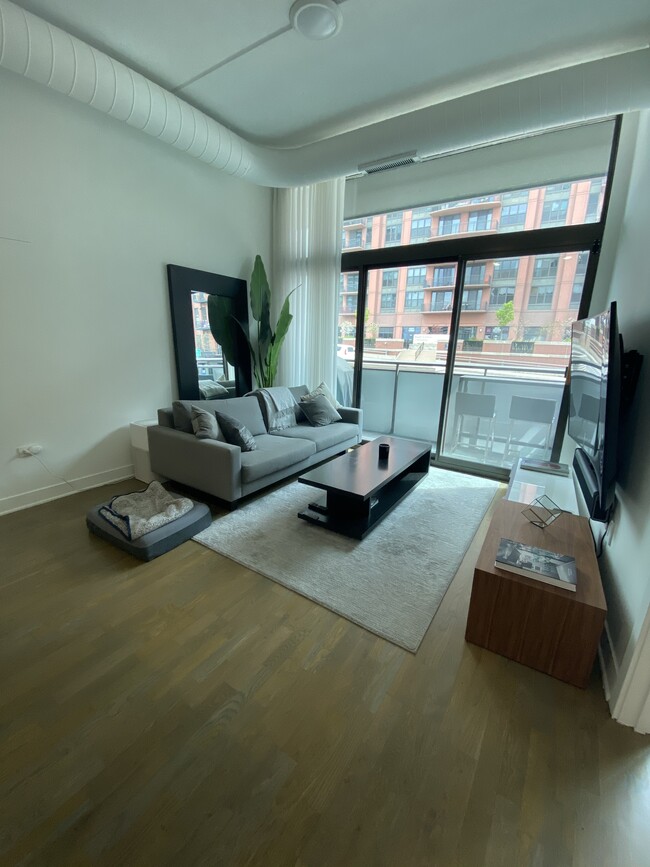 property at 650 W Wayman St