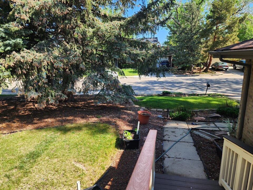 7834 Greenbriar Cir in Boulder, CO - Building Photo