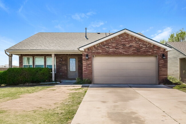 property at 816 Eric Cir