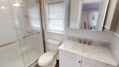 320 Kinderkamack Rd in Oradell, NJ - Building Photo - Building Photo