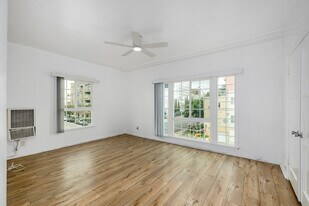 3900 Ingraham Apartment in Los Angeles, CA - Building Photo